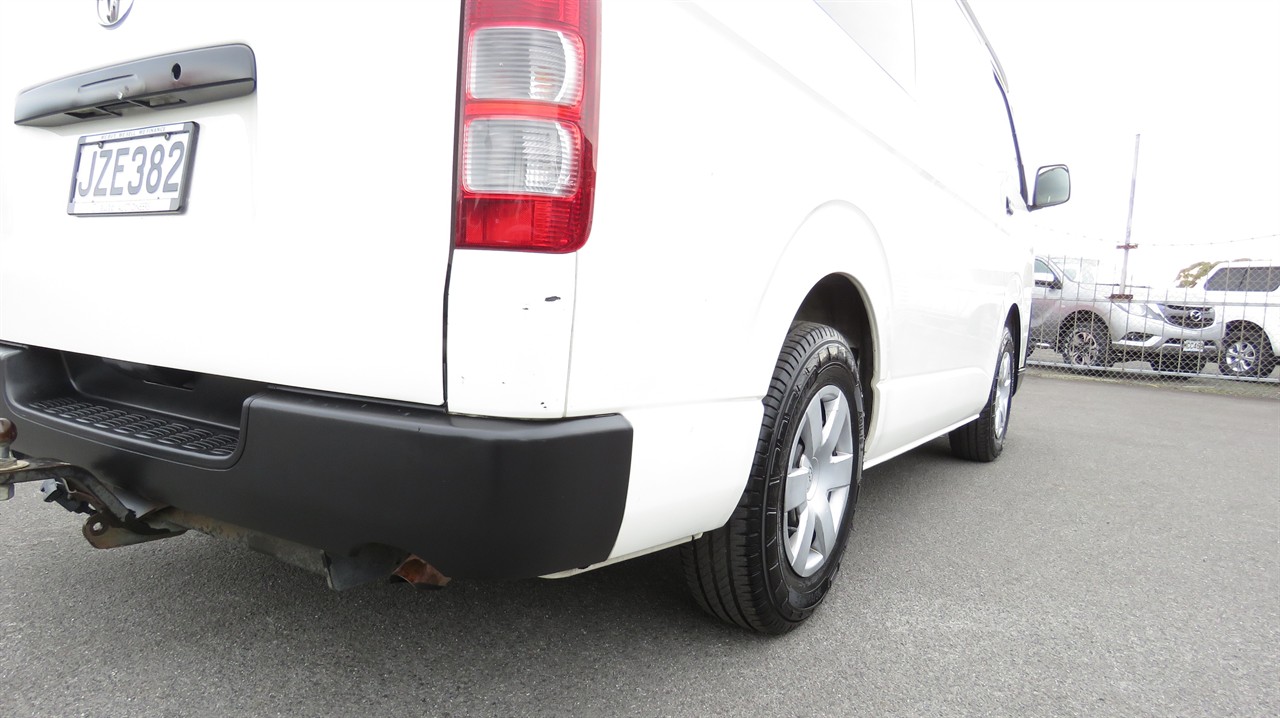 2012 Toyota Hiace