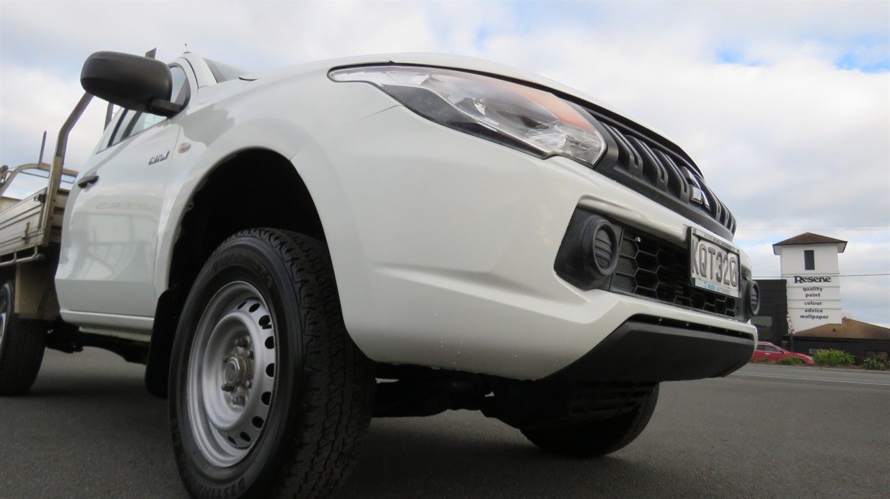 2017 Mitsubishi Triton