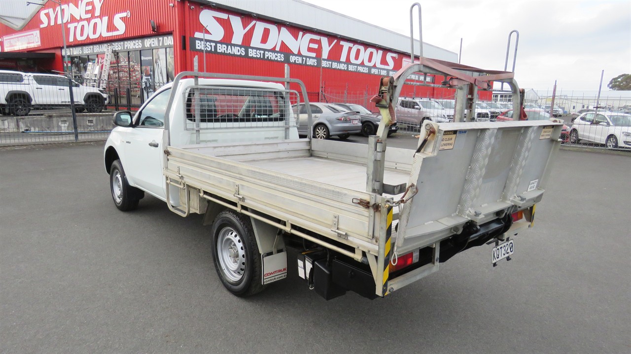 2017 Mitsubishi Triton