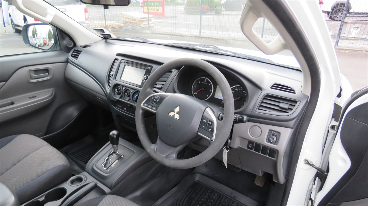 2017 Mitsubishi Triton