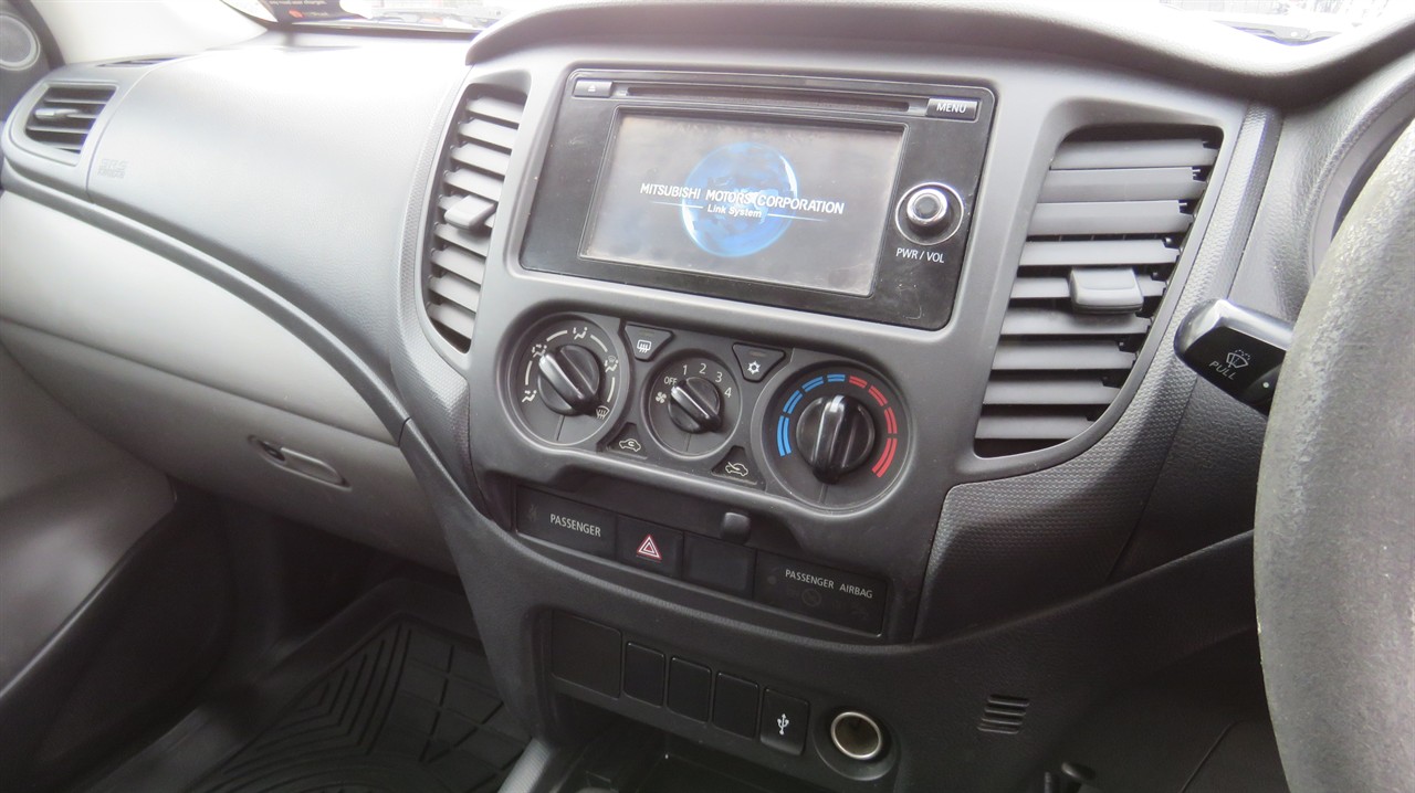 2017 Mitsubishi Triton