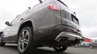 2019 Holden Acadia - Thumbnail