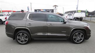 2019 Holden Acadia - Thumbnail