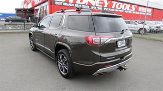 2019 Holden Acadia - Thumbnail