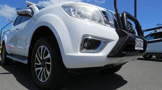 2016 Nissan Navara - Thumbnail
