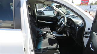 2016 Nissan Navara - Thumbnail