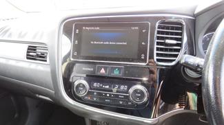 2016 Mitsubishi Outlander - Thumbnail