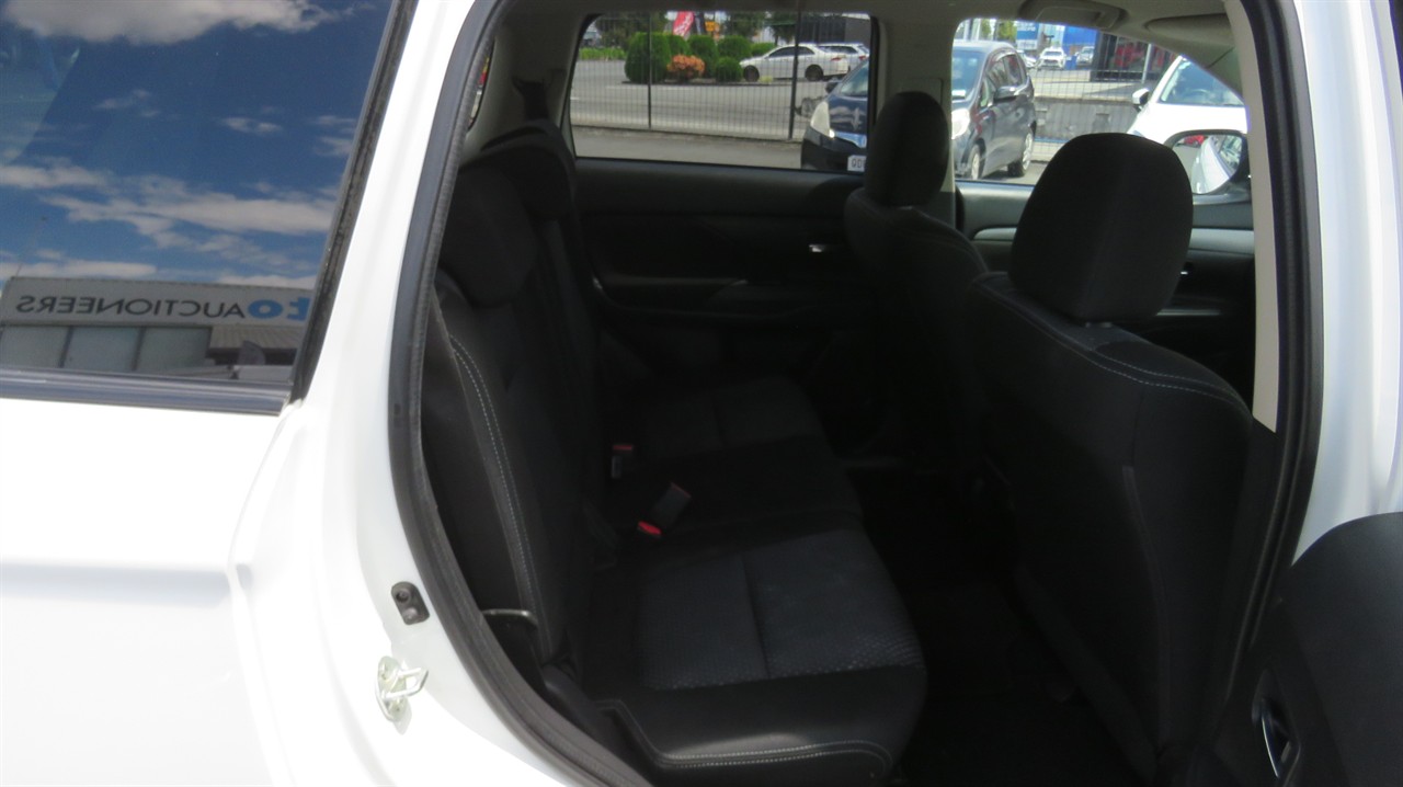 2016 Mitsubishi Outlander