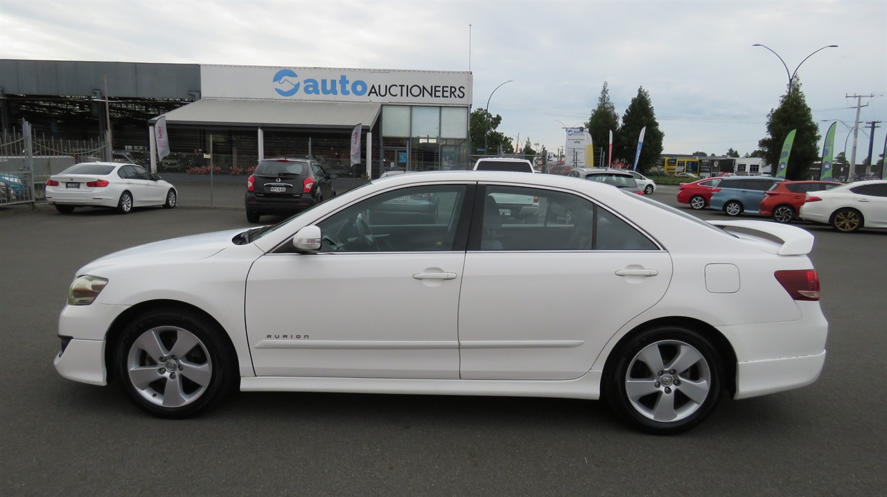 2007 Toyota Aurion