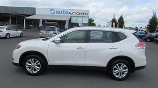 2014 Nissan X-Trail - Thumbnail