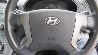 2008 Hyundai H1 - Thumbnail