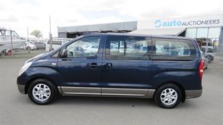 2008 Hyundai H1 - Thumbnail