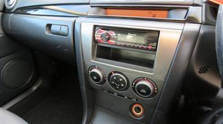2007 Mazda Axela - Thumbnail