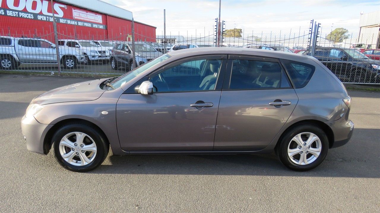 2007 Mazda Axela