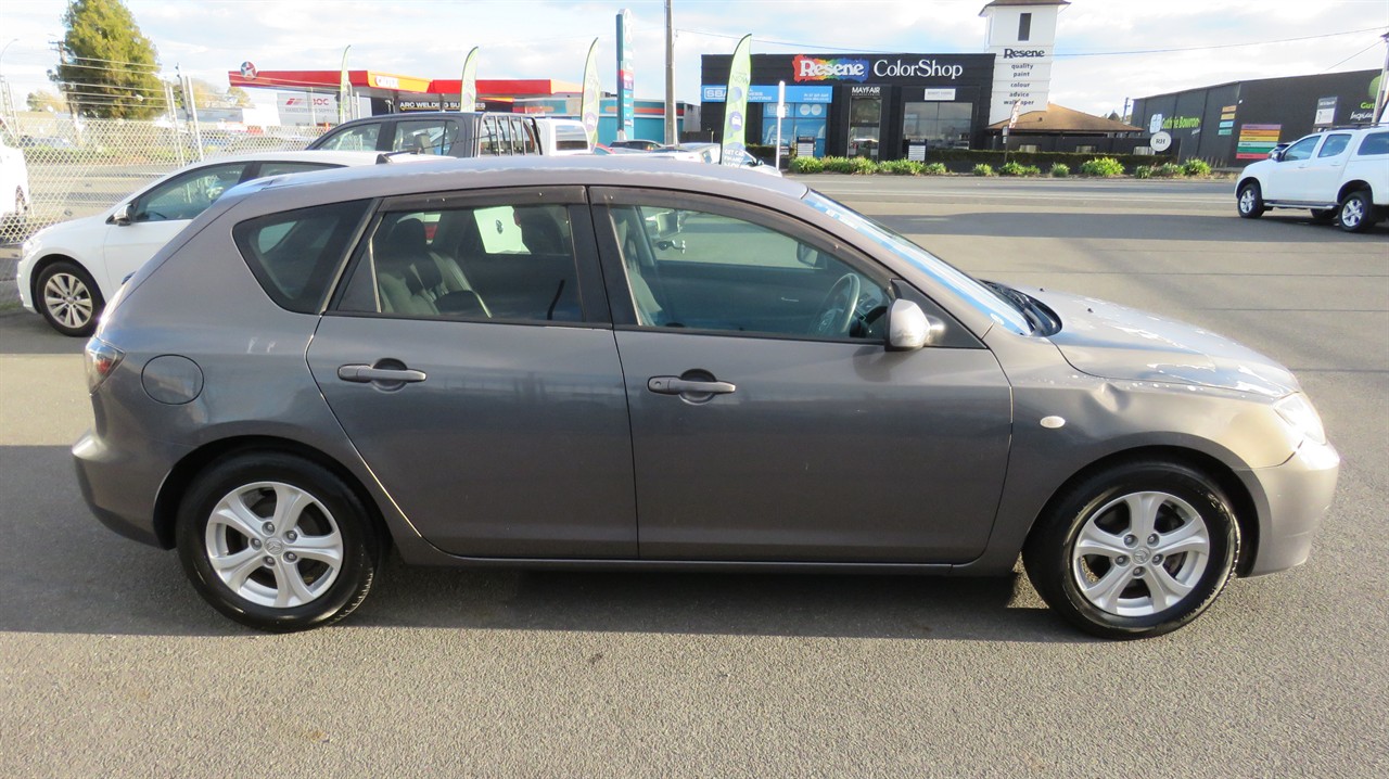 2007 Mazda Axela