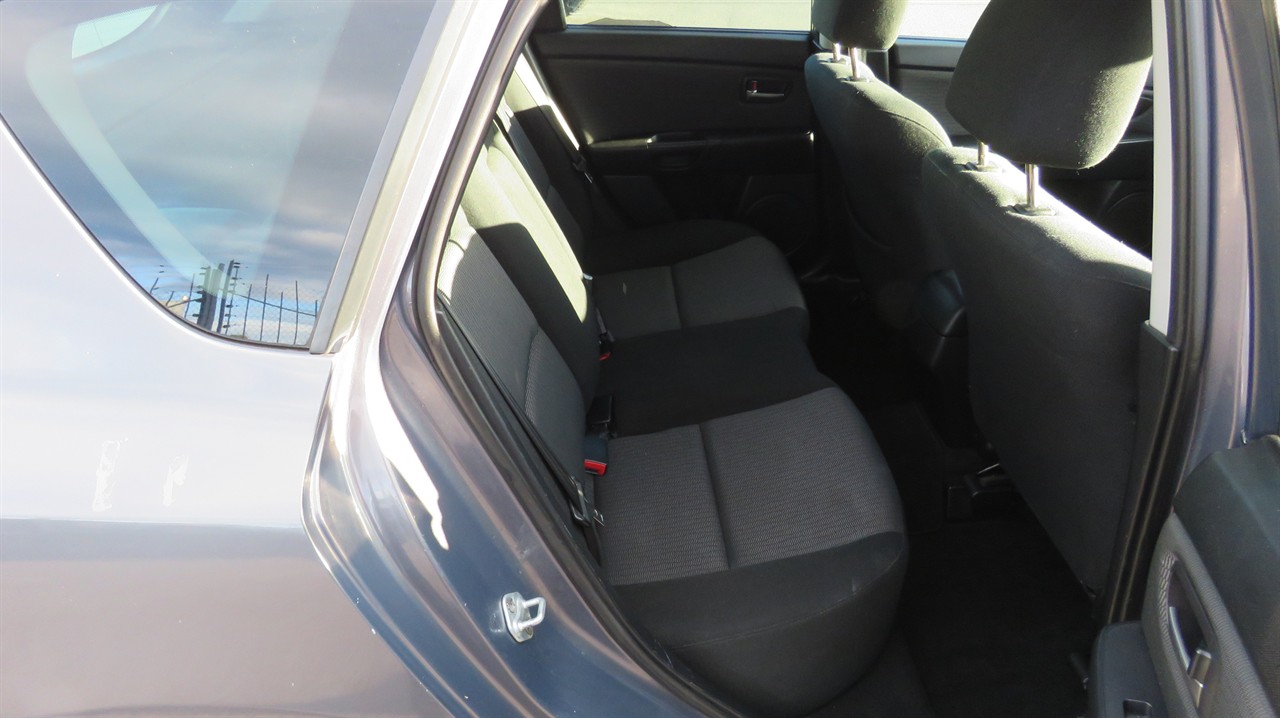2007 Mazda Axela