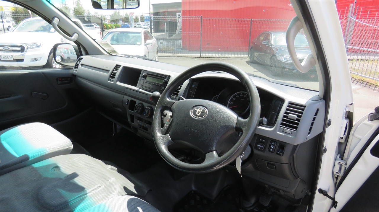 2008 Toyota Hiace