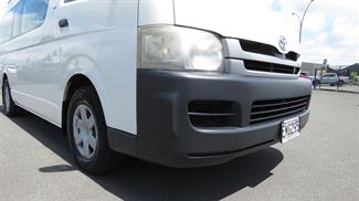 2008 Toyota Hiace - Thumbnail