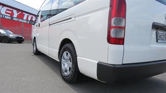 2008 Toyota Hiace - Thumbnail