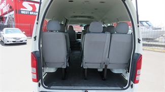 2008 Toyota Hiace - Thumbnail