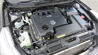 2010 Nissan Maxima - Thumbnail