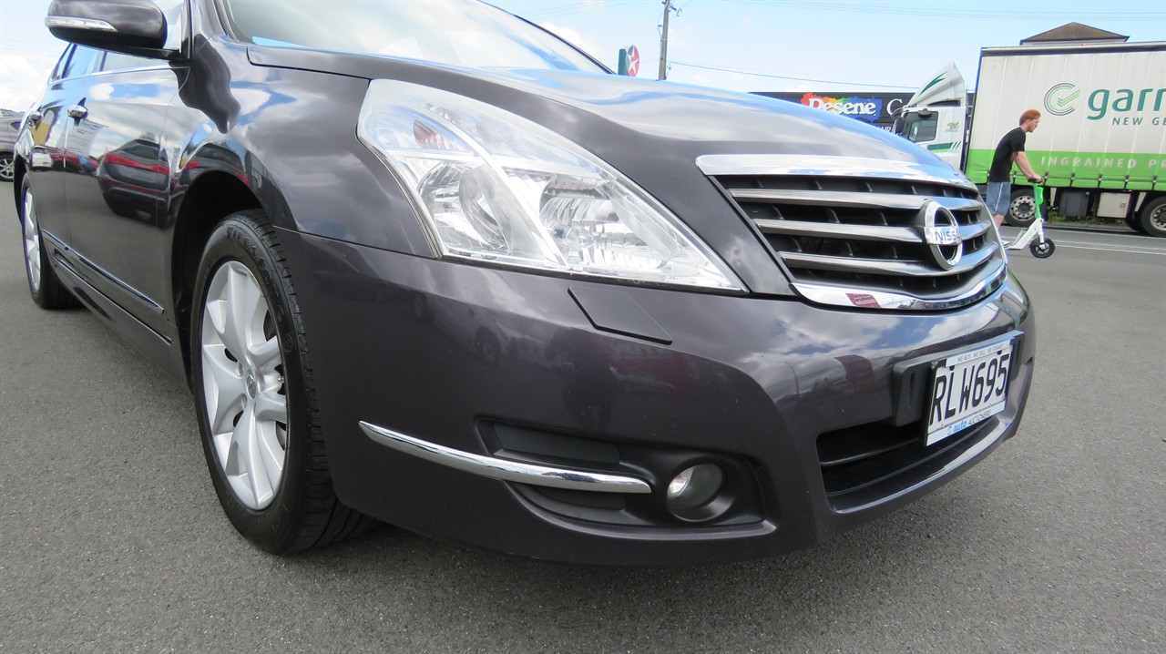 2010 Nissan Maxima