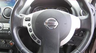 2010 Nissan Dualis - Thumbnail