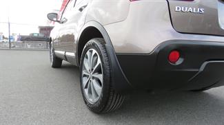 2010 Nissan Dualis - Thumbnail