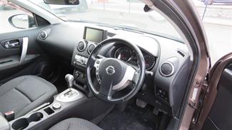 2010 Nissan Dualis - Thumbnail