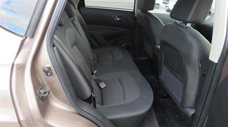 2010 Nissan Dualis - Thumbnail