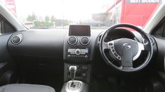 2010 Nissan Dualis - Thumbnail