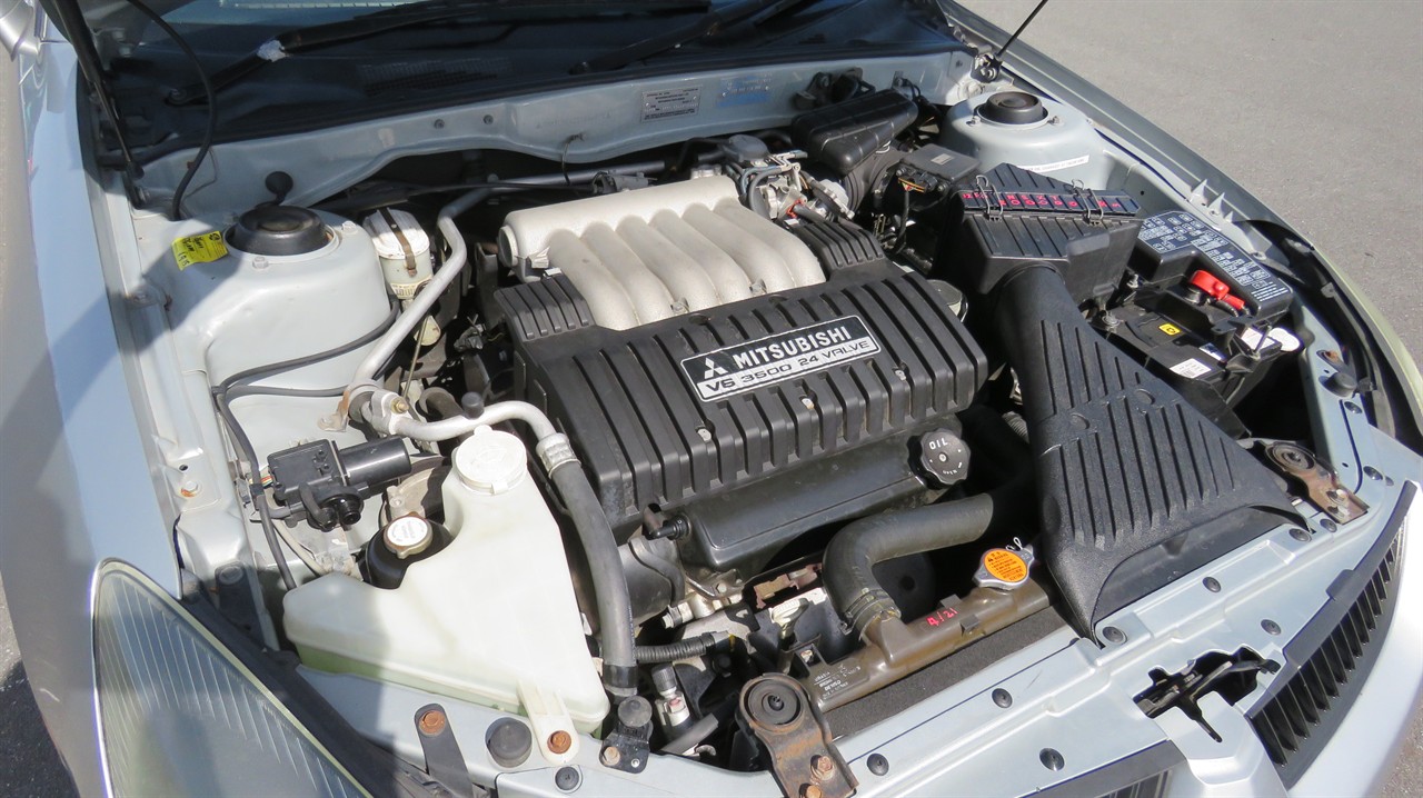 2004 Mitsubishi Diamante