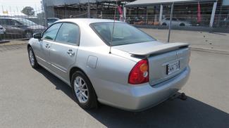 2004 Mitsubishi Diamante - Thumbnail