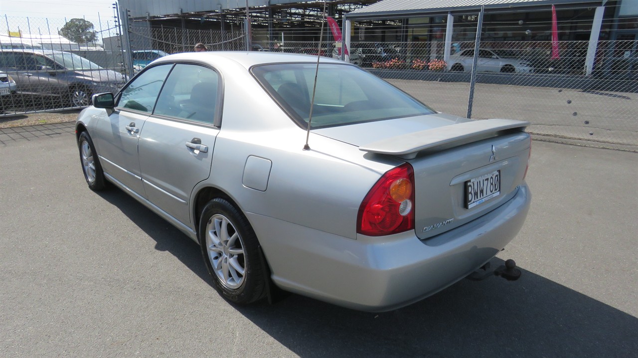 2004 Mitsubishi Diamante