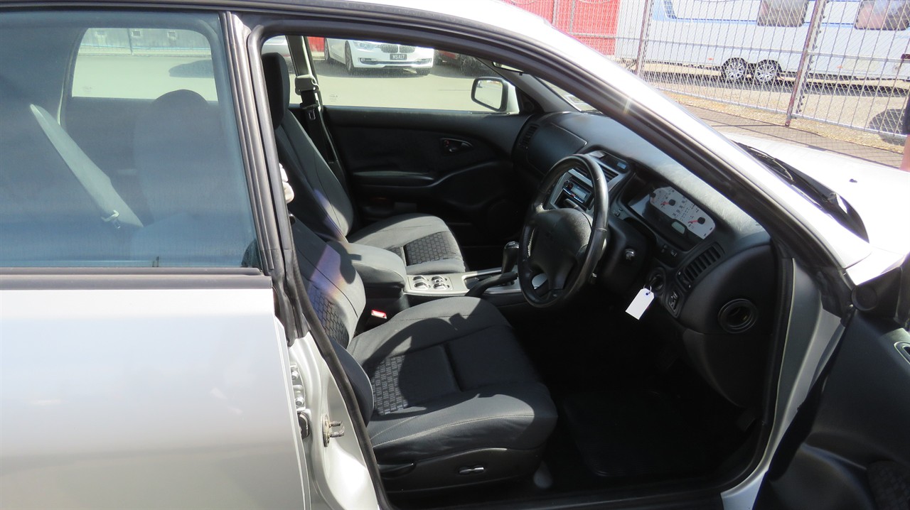 2004 Mitsubishi Diamante