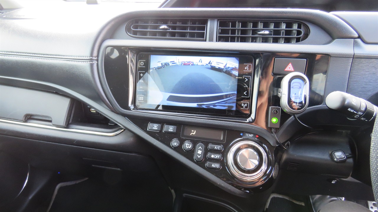 2016 Toyota Aqua