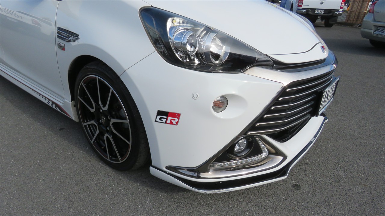2016 Toyota Aqua