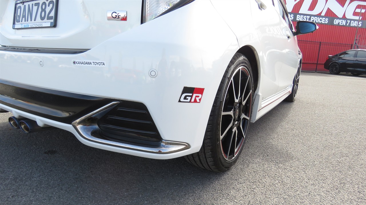 2016 Toyota Aqua