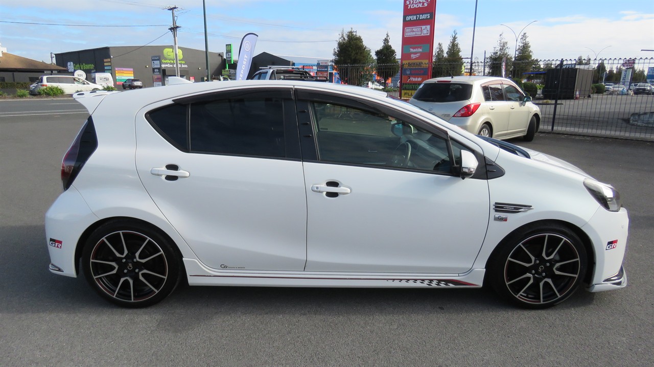 2016 Toyota Aqua