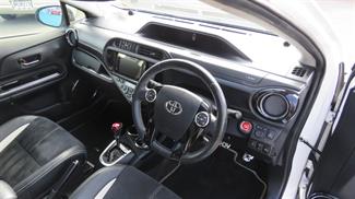 2016 Toyota Aqua - Thumbnail