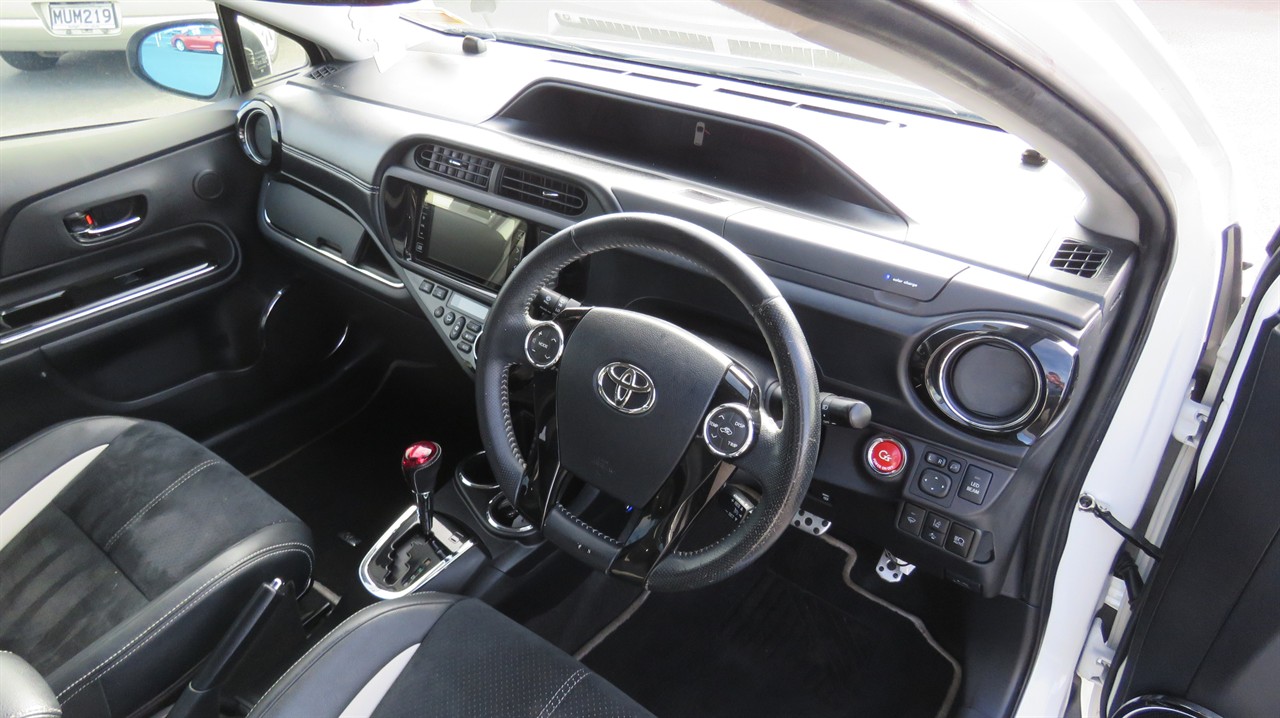 2016 Toyota Aqua