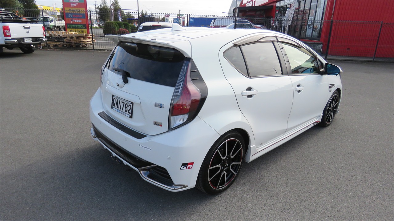 2016 Toyota Aqua