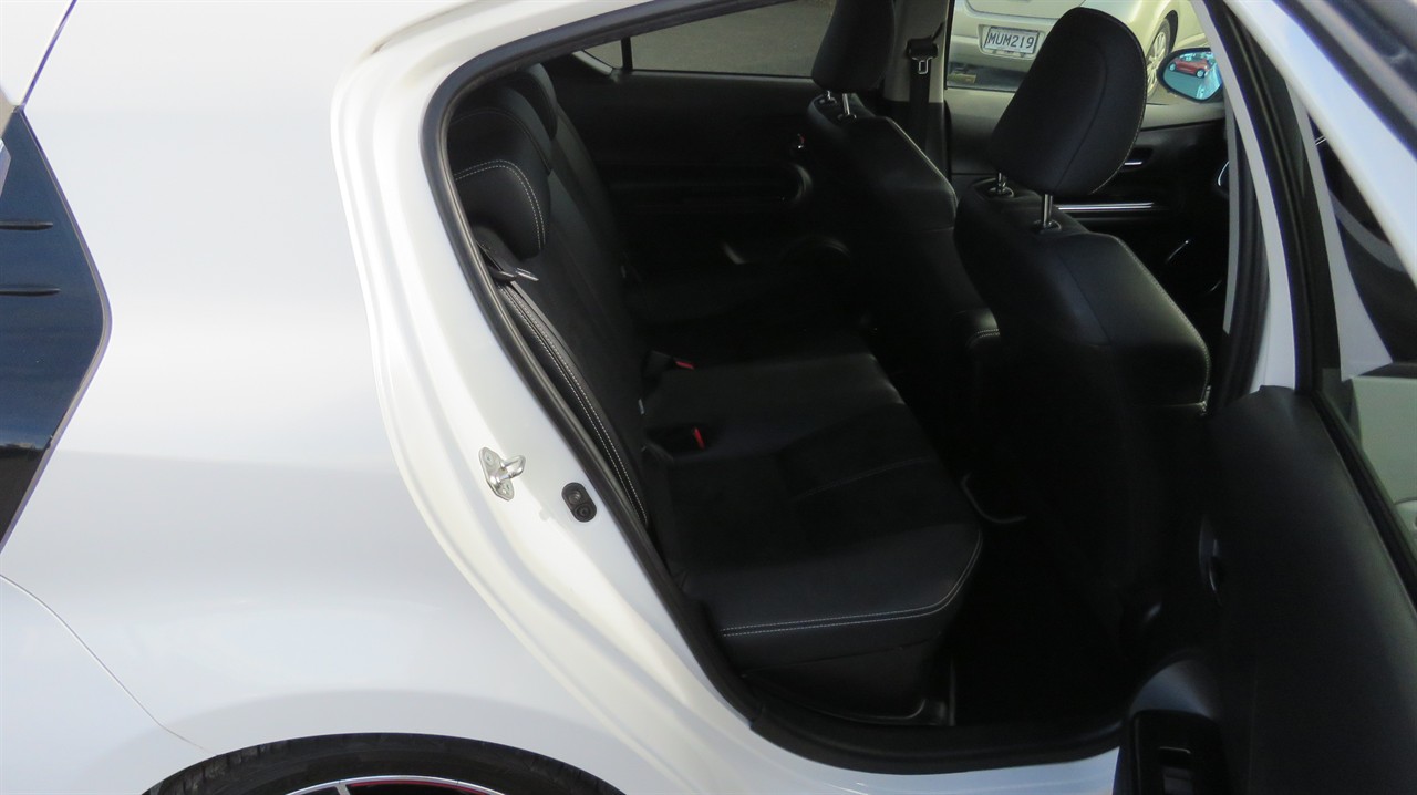2016 Toyota Aqua