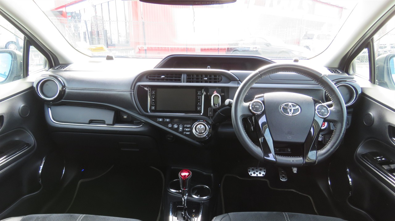 2016 Toyota Aqua