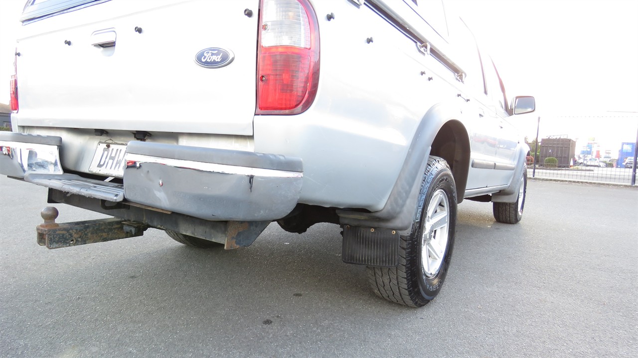 2006 Ford Courier