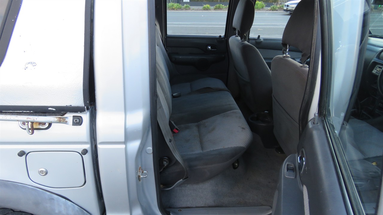 2006 Ford Courier