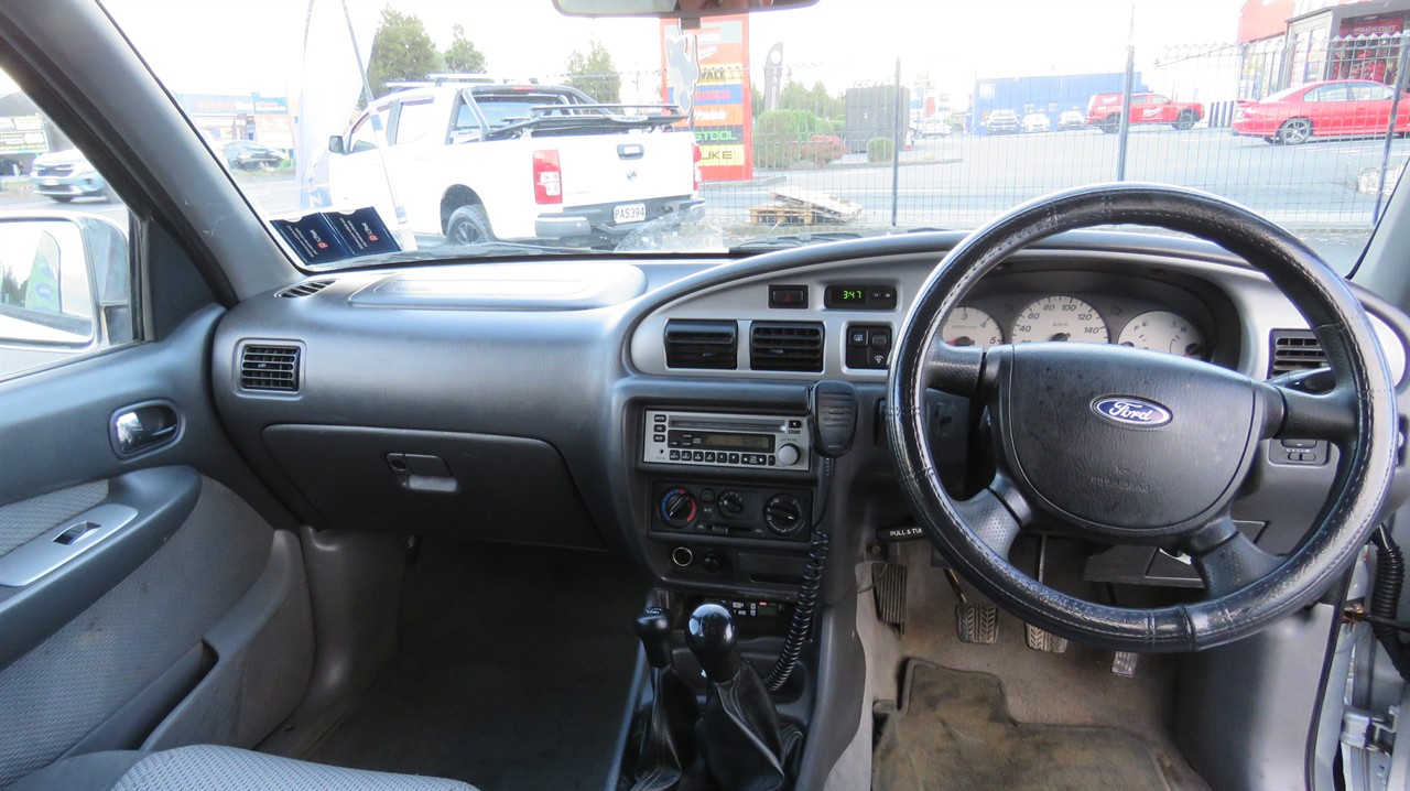 2006 Ford Courier
