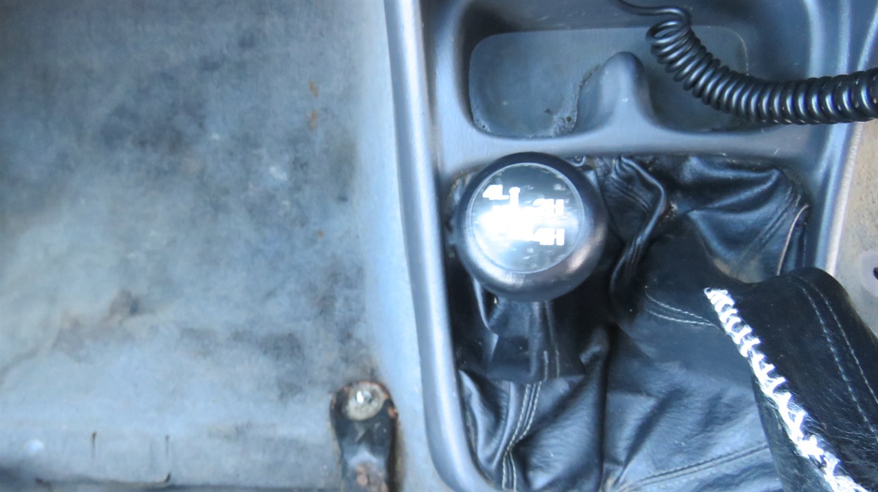2006 Ford Courier