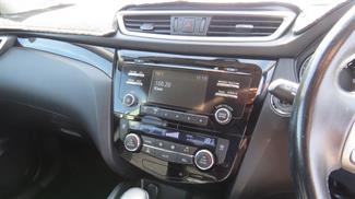 2015 Nissan Qashqai - Thumbnail