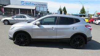 2015 Nissan Qashqai - Thumbnail